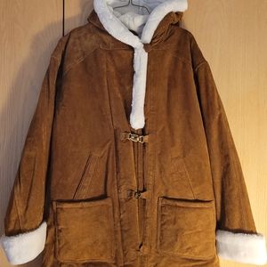 Moda international leather coat